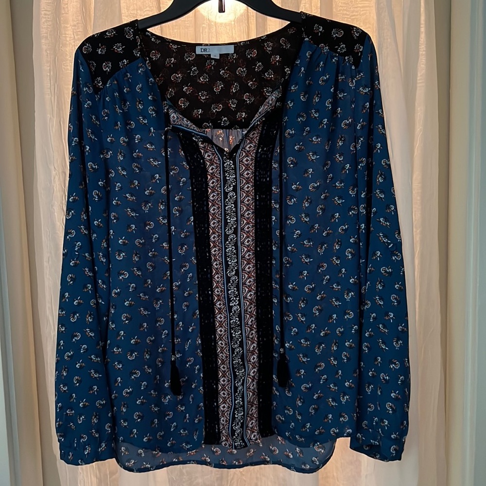 Blouse size medium by DR2 in perfect condition only worn a few times.